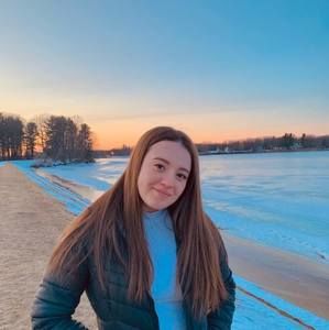 Meet your Posher, Amilia